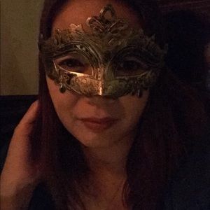 Meet your Posher, Maria